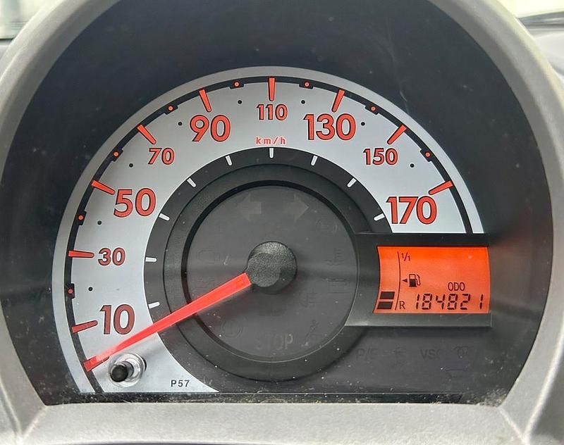 Gebraucht Toyota Aygo Cool 68 PS (50 kW) 2009 Grau Kleinwagen