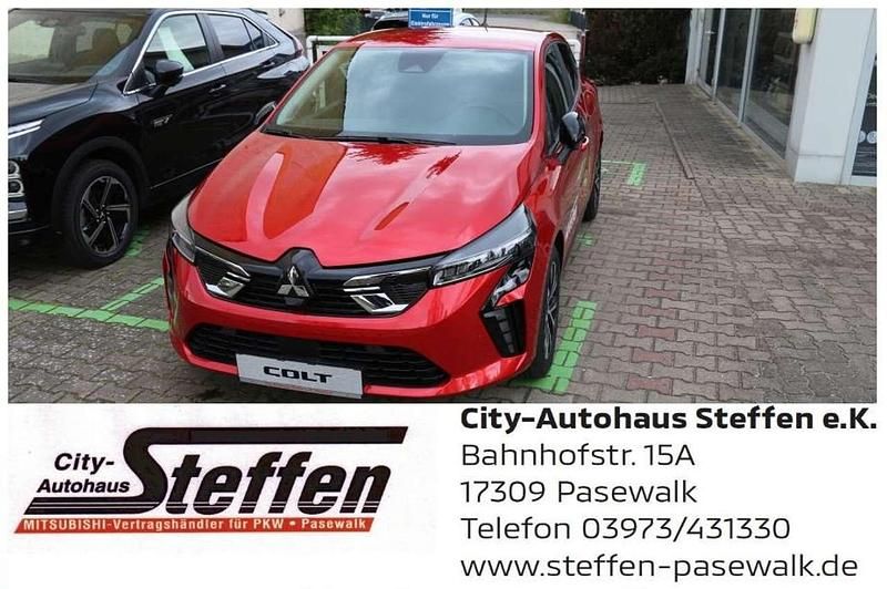 Gebraucht Mitsubishi Colt Plus 67 PS (49 kW) 2024 Rot Kleinwagen