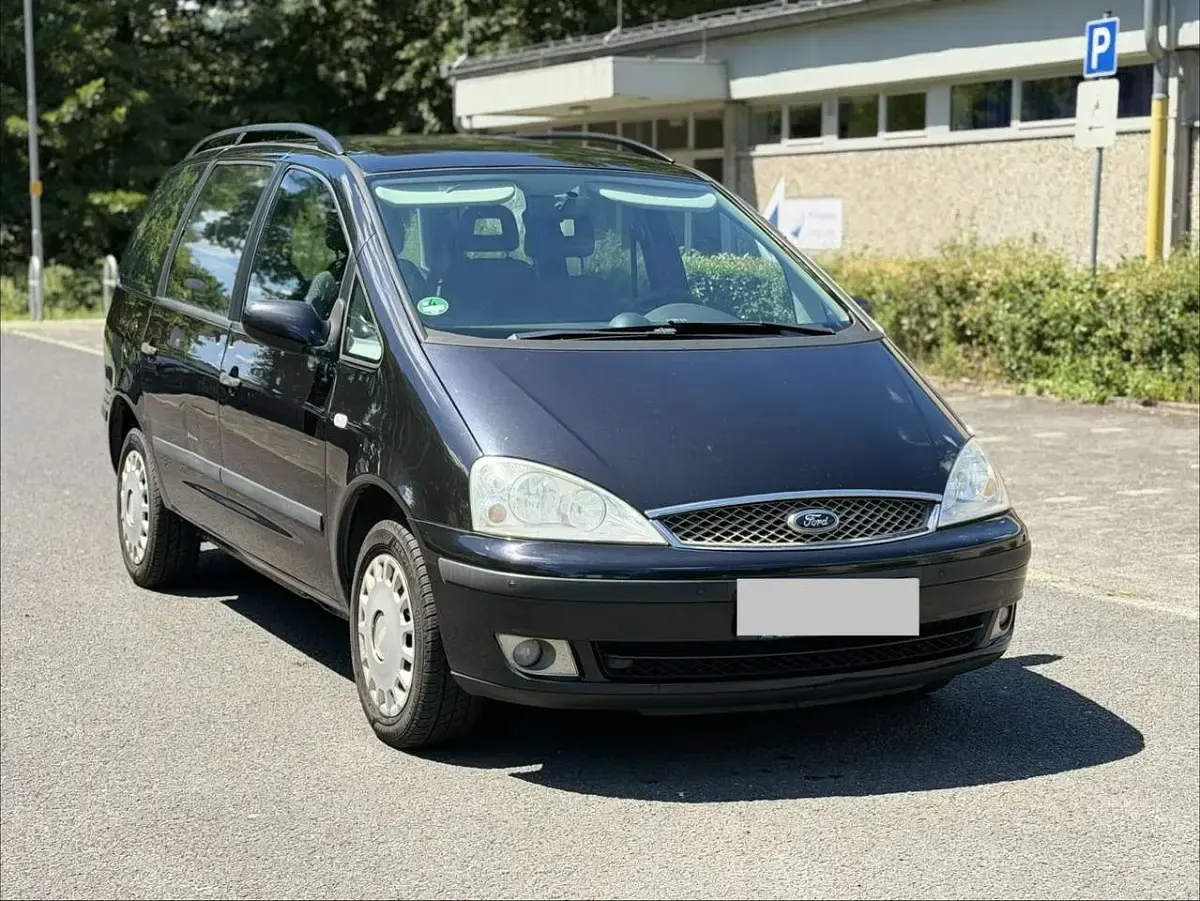 Gebraucht Ford Galaxy Trend 131 PS (96 kW) 2004 Schwarz Van / Kleinbus