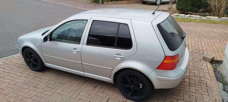 Gebraucht VW Golf IV Basis 105 PS (77 kW) 2003 Silber Limousine