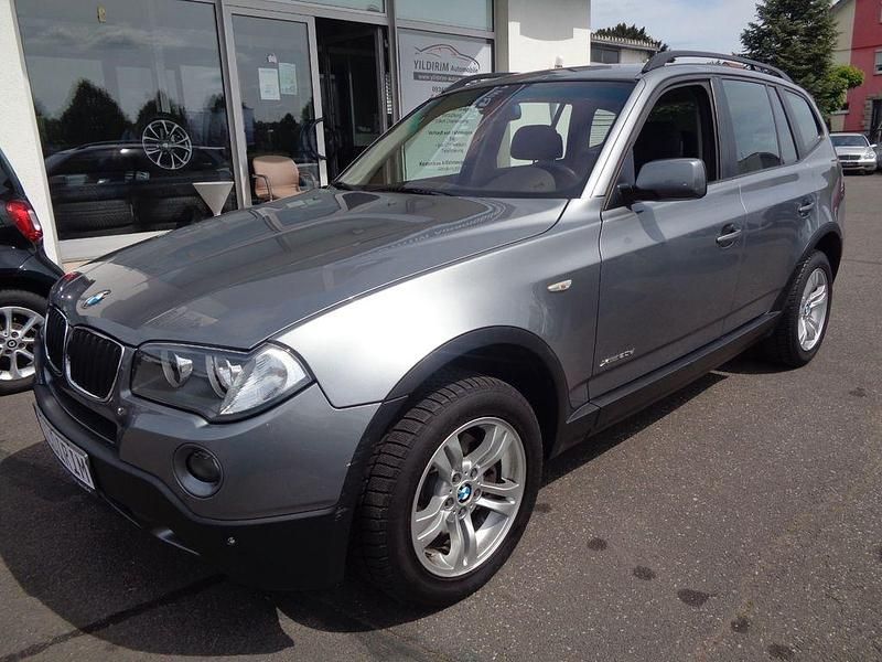 Grau Gebraucht 2009 BMW X3 Comfort Edition SUV | 8.500 € (Teuer) - Bild 1/4