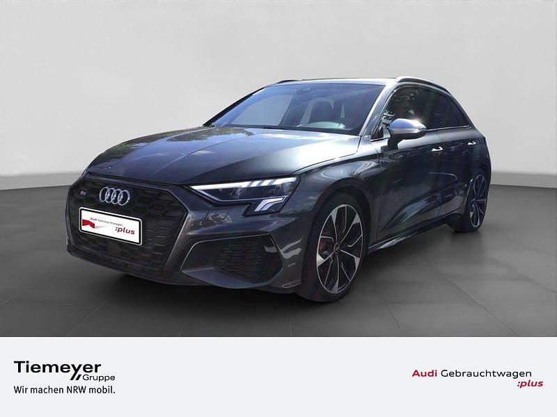 Grau Gebraucht 2024 Audi S3 Ambiente Limousine | 38.880 € (Superpreis) - Bild 1/4