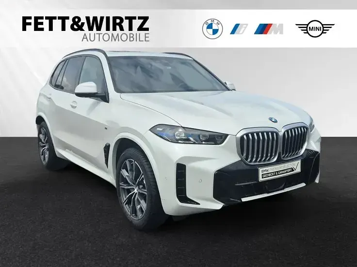 Gebraucht BMW X5 M Sport 298 PS (219 kW) 2025 SUV