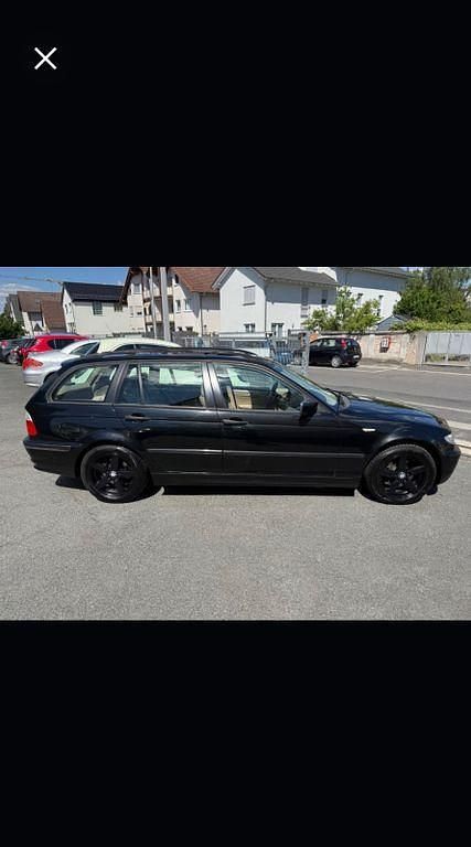 Gebraucht BMW 318 143 PS (105 kW) 2005 Schwarz Kombi