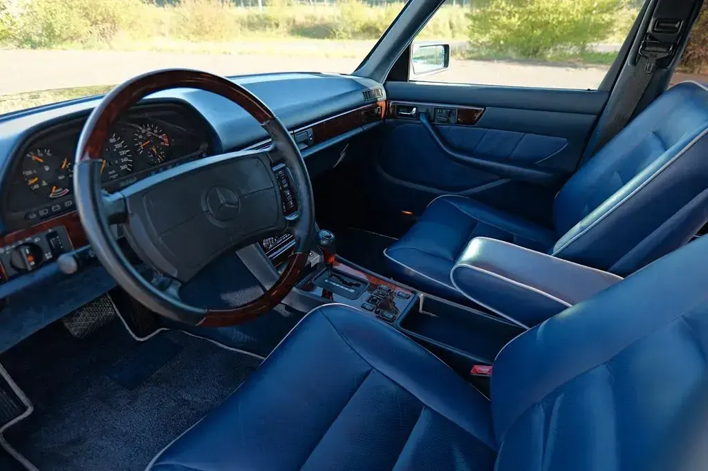 Gebraucht Mercedes 560 279 PS (205 kW) 1991 Limousine