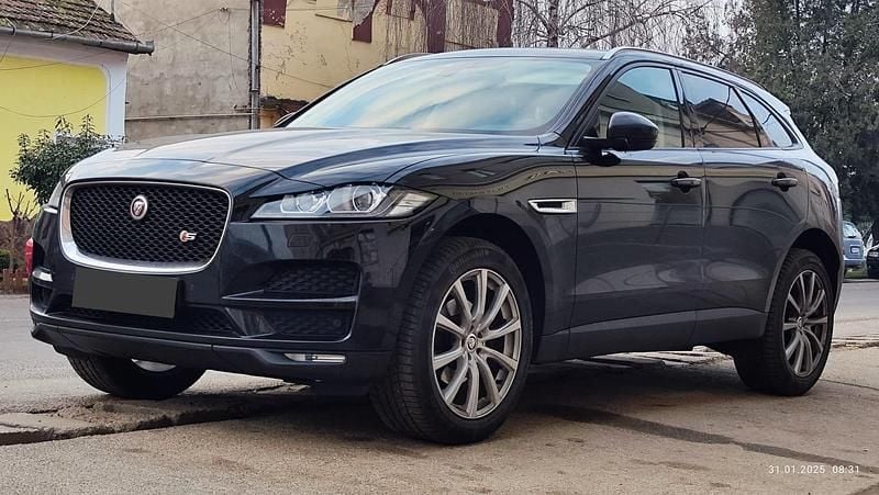 Schwarz Gebraucht 2017 Jaguar F-Pace Pure SUV | 14.700 € (Teuer) - Bild 1/4