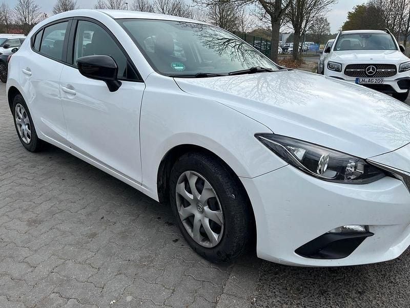 Gebraucht Mazda 3 Prime-Line 101 PS (74 kW) 2013 Weiß Limousine