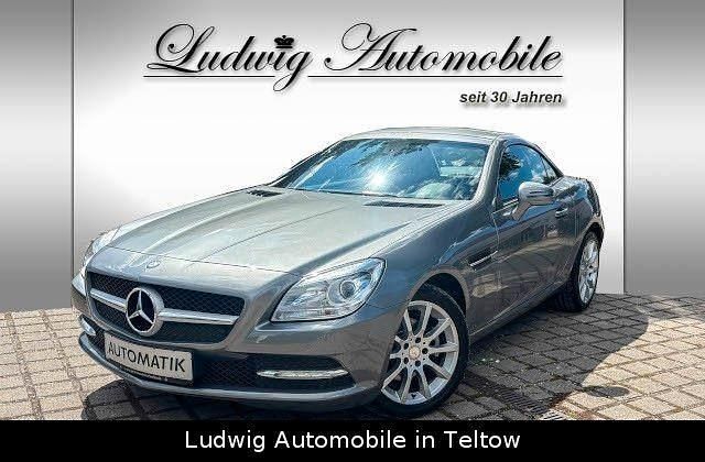 Silber Gebraucht 2012 Mercedes SLK200 Cabrio | 20.550 € (Fairer Preis) - Bild 1/4