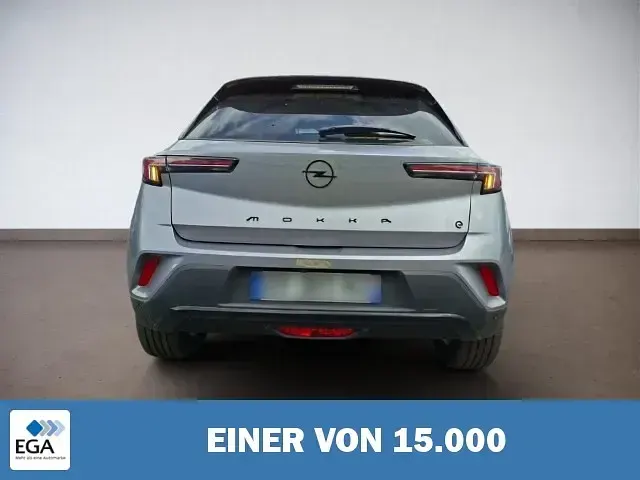 Gebraucht Opel Mokka-e Ultimate 100 kW (136 PS) 2023 Grau metallic SUV