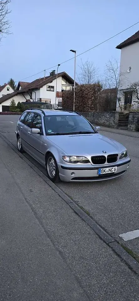 Gebraucht BMW 325 M Sport 192 PS (141 kW) 2003 Silber Kombi