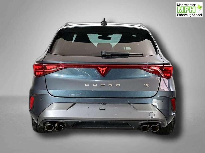Neu Cupra Leon VZ 333 PS (244 kW) 2025 Magnetic grau metallic Kombi