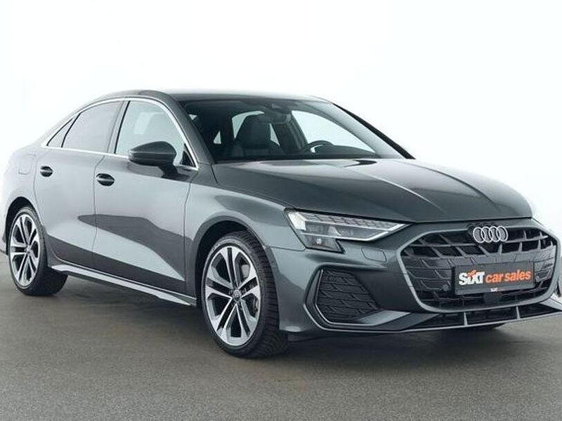 Grau Gebraucht 2025 Audi A3 S-Line Limousine | 33.880 € (Fairer Preis) - Bild 1/4