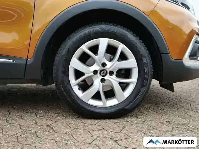Begagnad Renault Captur LIMITED 2019 Svart SUV