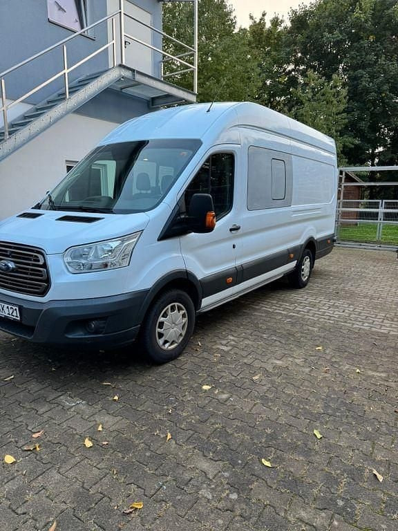 Weiß Gebraucht 2016 Ford Transit Limousine | 12.800 € (Fairer Preis) - Bild 1/4