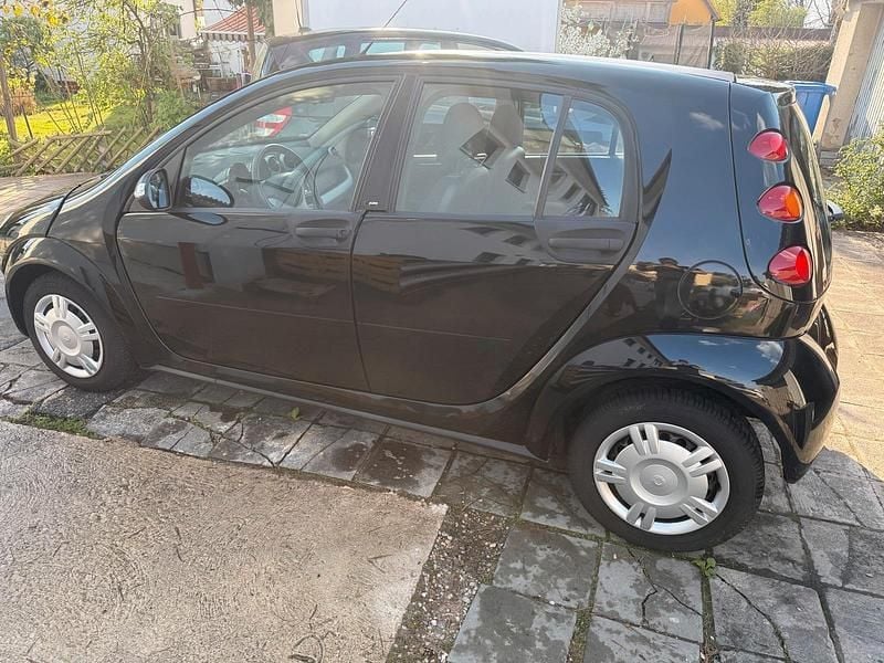 Second-hand Smart ForFour 75 CP (55 kW) 2005 Negru Hatchback