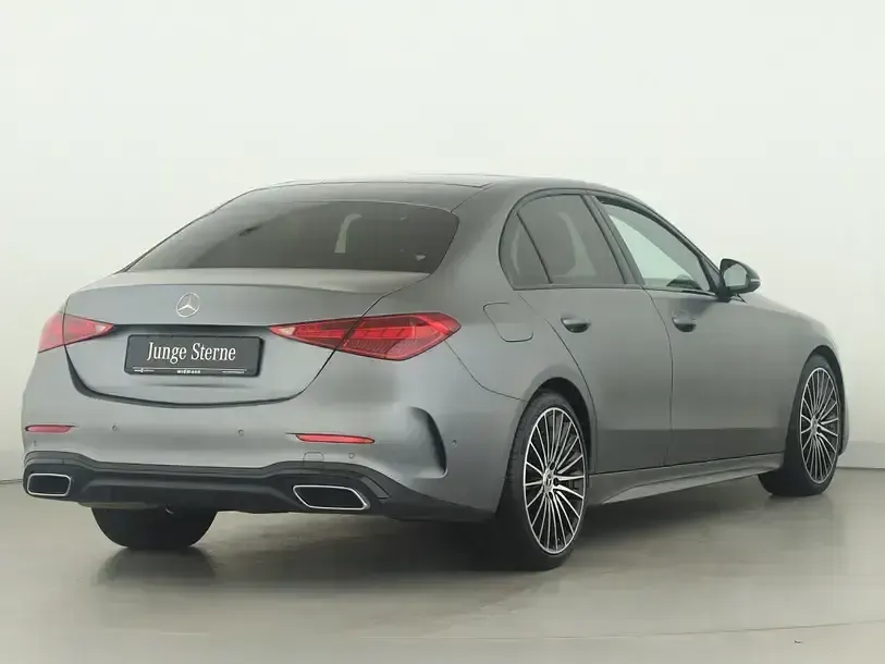 Gebraucht Mercedes C300 AMG 265 PS (194 kW) 2022 Grau Limousine