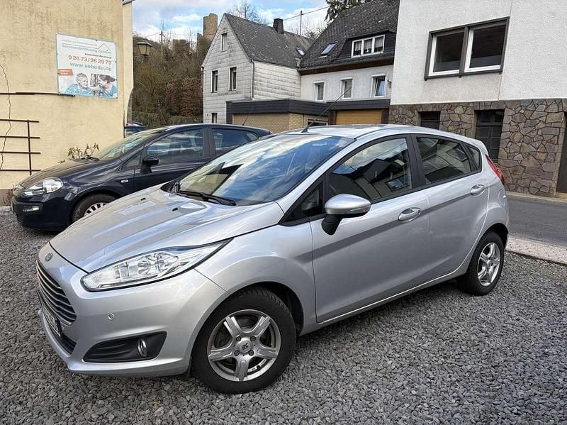 Gebraucht Ford Fiesta Trend 82 PS (60 kW) 2015 Kleinwagen