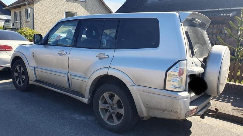 Gebraucht 2005 Mitsubishi Pajero SUV | 3.900 € (Superpreis) - Bild 1/4