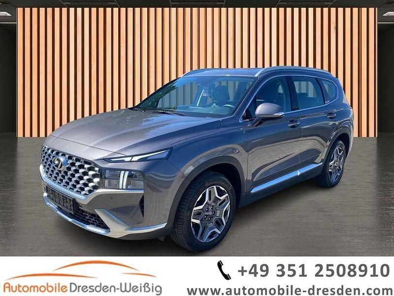 Grau grau (metallic) Gebraucht 2024 Hyundai Santa Fe SUV | 39.980 € - Bild 1/4