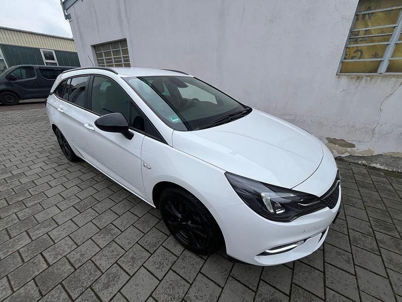 Gebraucht Opel Astra 131 PS (96 kW) 2021 Weiß Limousine