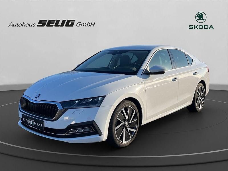 Moonweiss perleffekt Gebraucht 2020 Skoda Octavia First Edition Limousine | 21.785 € (Fairer Preis) - Bild 1/3