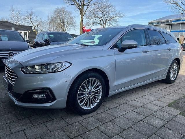 Gebraucht Ford Mondeo 150 PS (110 kW) 2022 Silber Limousine