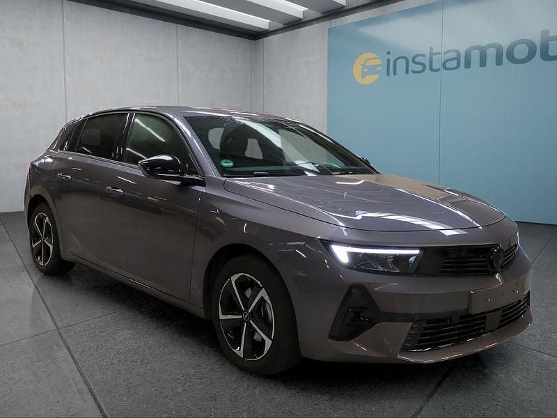 Używany Opel Astra 131 KM (96 kW) 2025 Szary Sedan/Limuzyna