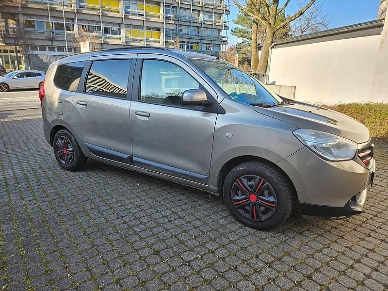 Gebraucht Dacia Lodgy 115 PS (84 kW) 2012 Andere farben Van / Kleinbus