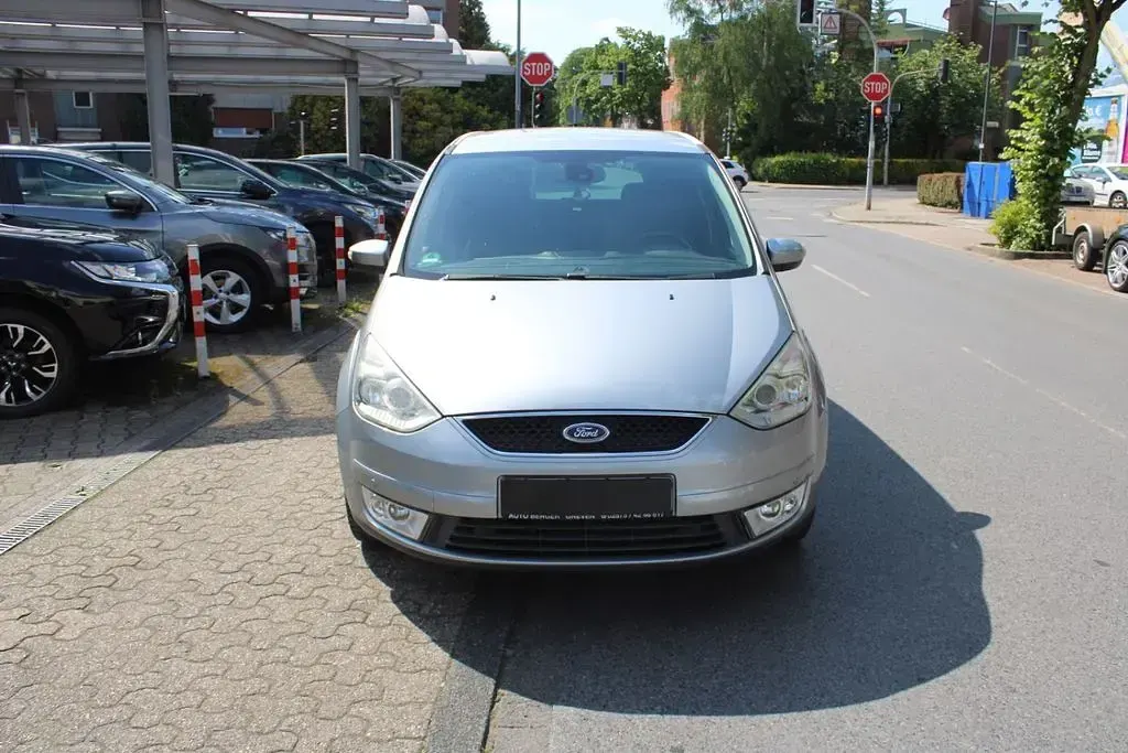 Gebraucht Ford Galaxy Ghia 140 PS (102 kW) 2007 Silber Van / Kleinbus