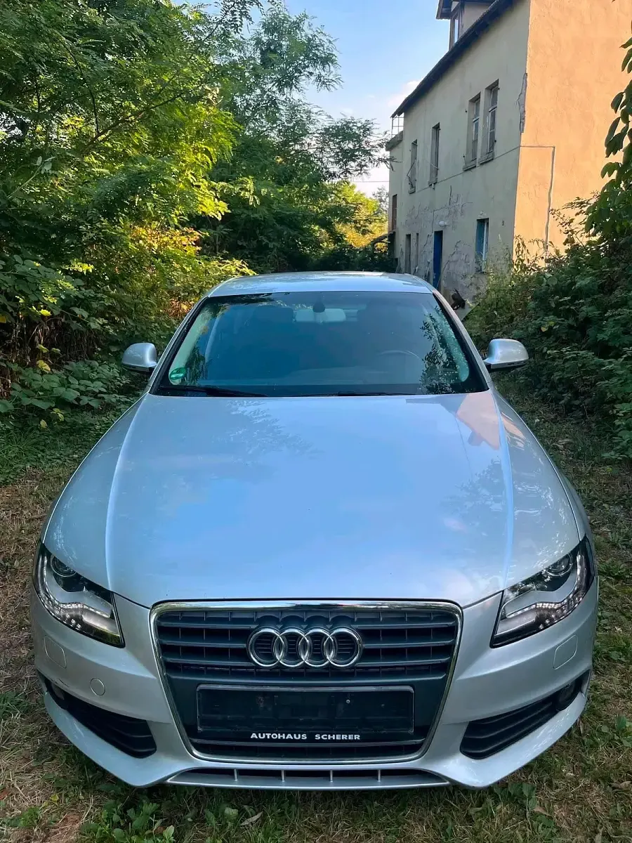 Gebraucht Audi A4 160 PS (117 kW) 2009 Silber Limousine
