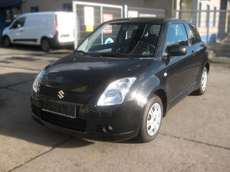 Schwarz Gebraucht 2010 Suzuki Swift Kleinwagen | 4.999 € (Teuer) - Bild 1/4