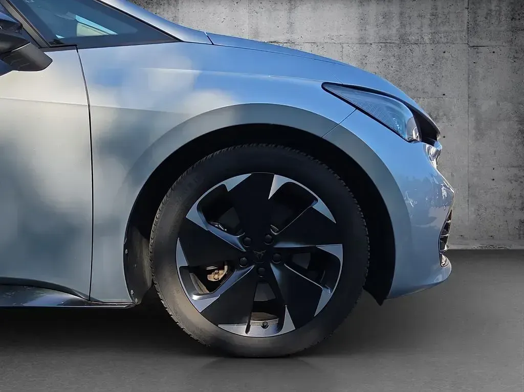 Gebraucht Cupra Born e-Boost 169 kW (231 PS) 2025 Silber Kleinwagen
