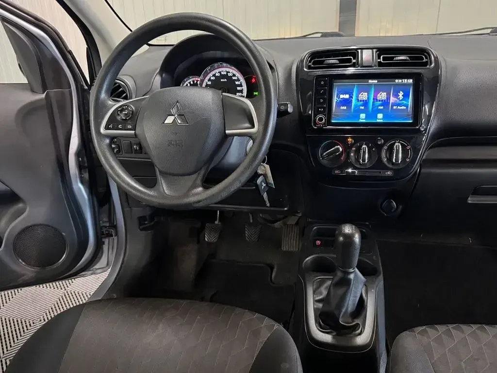 Gebraucht Mitsubishi Space Star 69 PS (50 kW) 2021 Grau Kleinwagen