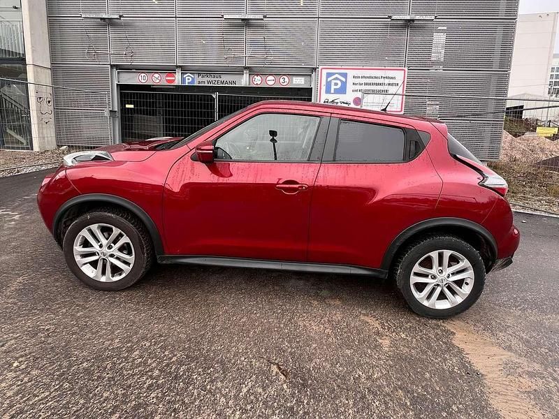 Gebraucht Nissan Juke Acenta 116 PS (85 kW) 2016 New red (m) SUV