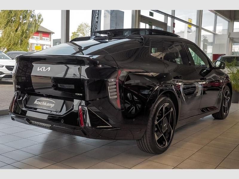 Neu Kia EV4 150 kW (204 PS) 2025 Schwarz Kleinwagen