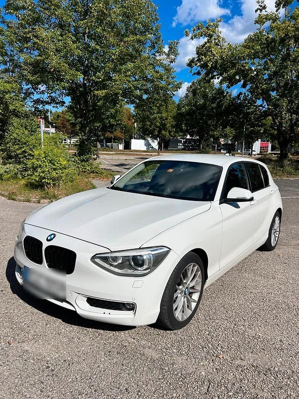 Gebraucht 2011 BMW 118 Urban Line Kleinwagen | 8.000 € (Teuer) - Bild 1/4