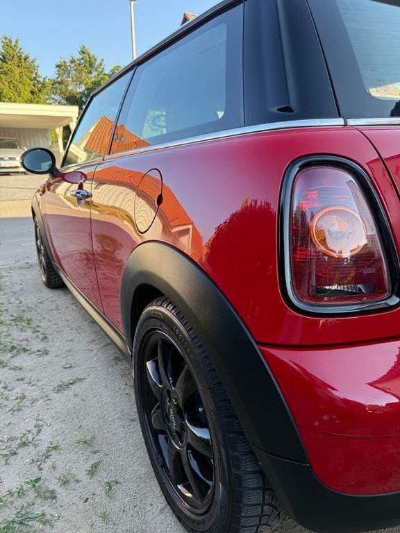 Rot Gebraucht 2007 Mini Cooper Kleinwagen | 2.190 € (Etwas zu teuer) - Bild 1/4