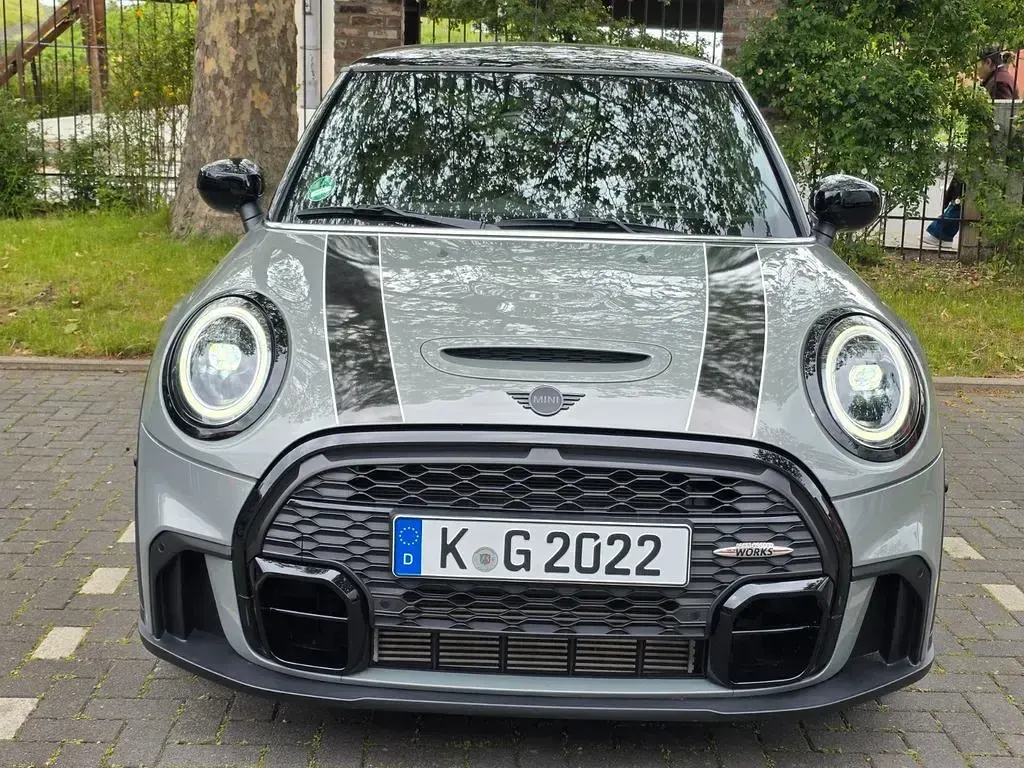 Gebraucht Mini John Cooper Works 178 PS (130 kW) 2022 Grau Kleinwagen