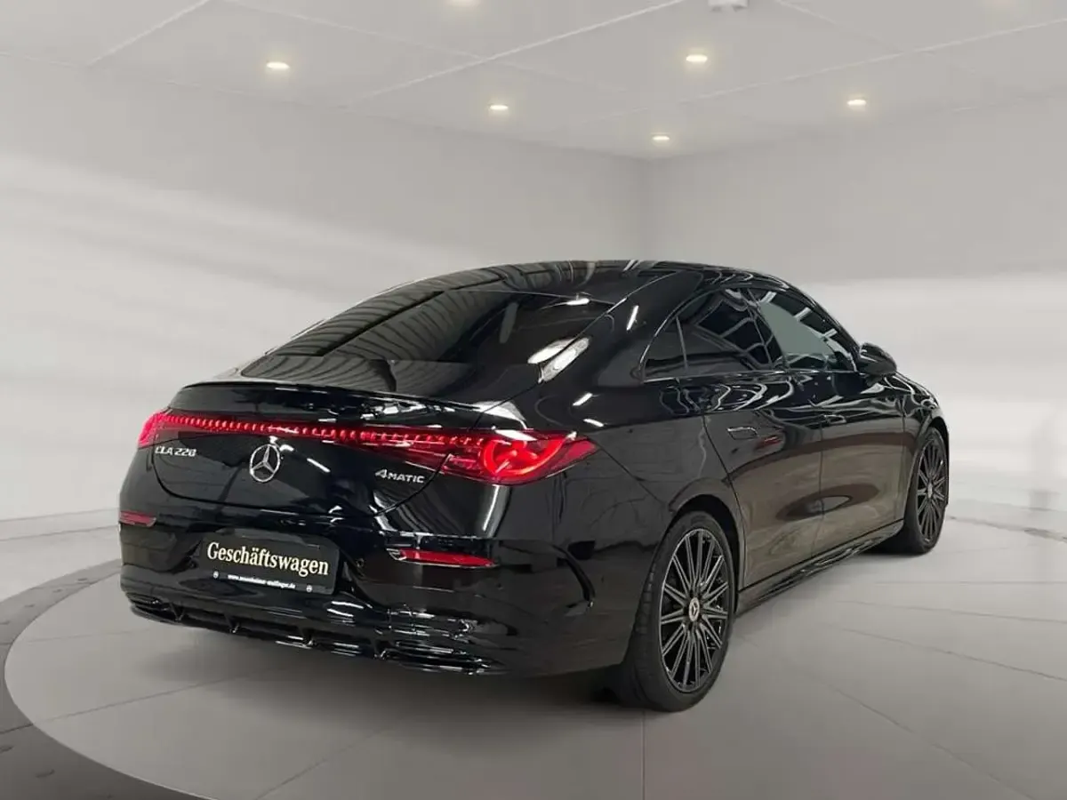 Gebraucht Mercedes CLA220 AMG 190 PS (139 kW) 2026 Schwarz Limousine