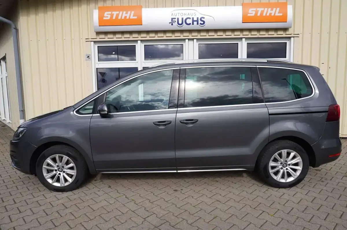 Gebraucht Seat Alhambra Style 150 PS (110 kW) 2021 Indisch grau metallic Van / Kleinbus
