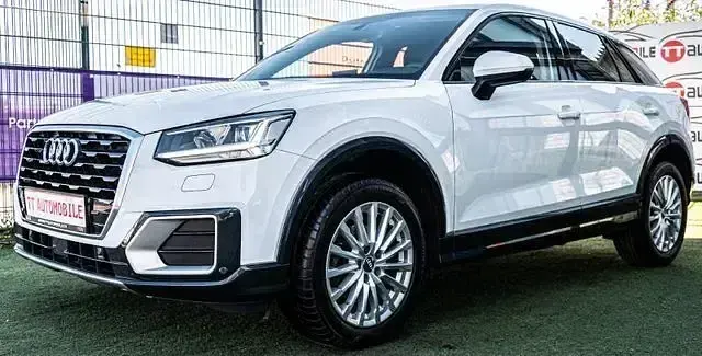 Gebraucht Audi Q2 Design 150 PS (110 kW) 2020 Weiß SUV