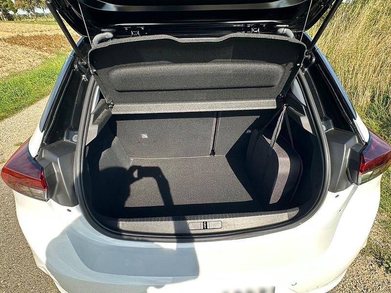 Gebraucht Opel Corsa-e Elegance 100 kW (136 PS) 2022 Weiß Kleinwagen