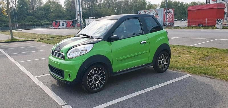 Usado Microcar M8 2012 Verde Citadino