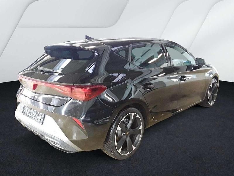 Gebraucht Cupra Leon 150 PS (110 kW) 2025 Midnight schwarz metallic Kombi