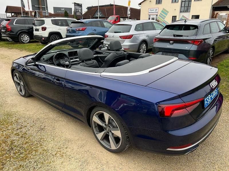 Gebraucht Audi A5 Cabriolet Sport 190 PS (139 kW) 2019 Navarrablau Cabrio