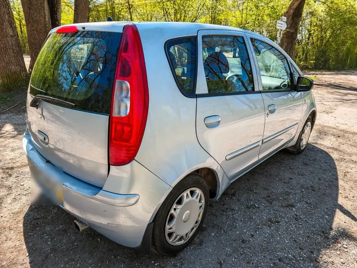 Gebraucht Mitsubishi Colt Instyle 95 PS (69 kW) 2005 Blau Kleinwagen