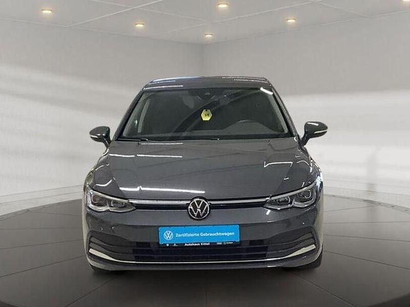Gebraucht VW Golf VIII Style 131 PS (96 kW) 2022 Grau Limousine