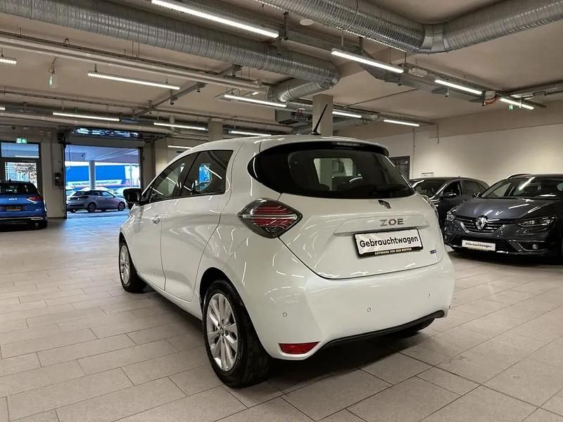 Gebraucht Renault Zoe Experience 37 kW (51 PS) 2021 Weiß Kleinwagen