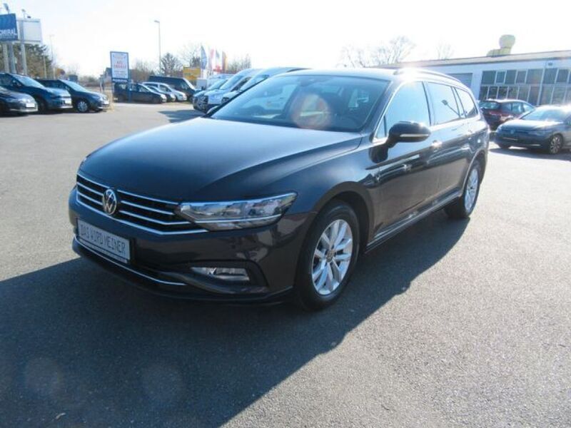 Mangangrau metallic Gebraucht 2023 VW Passat Business Kombi | 22.480 € (Fairer Preis) - Bild 1/4