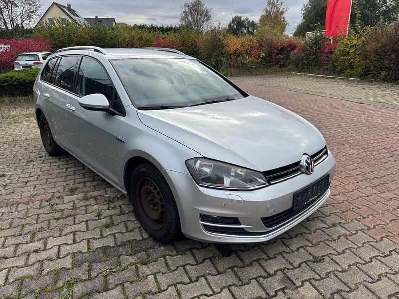 Occasion VW Golf VII LOUNGE 110 ch (80 kW) 2016 Argent Break